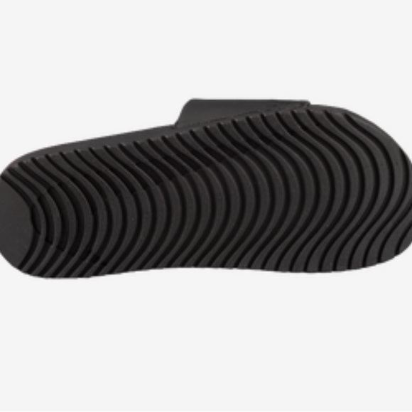 ⭐️⭐️ GS NIKE KAWA SLIDE BRAND NEW⭐️⭐️ - Picture 3 of 4